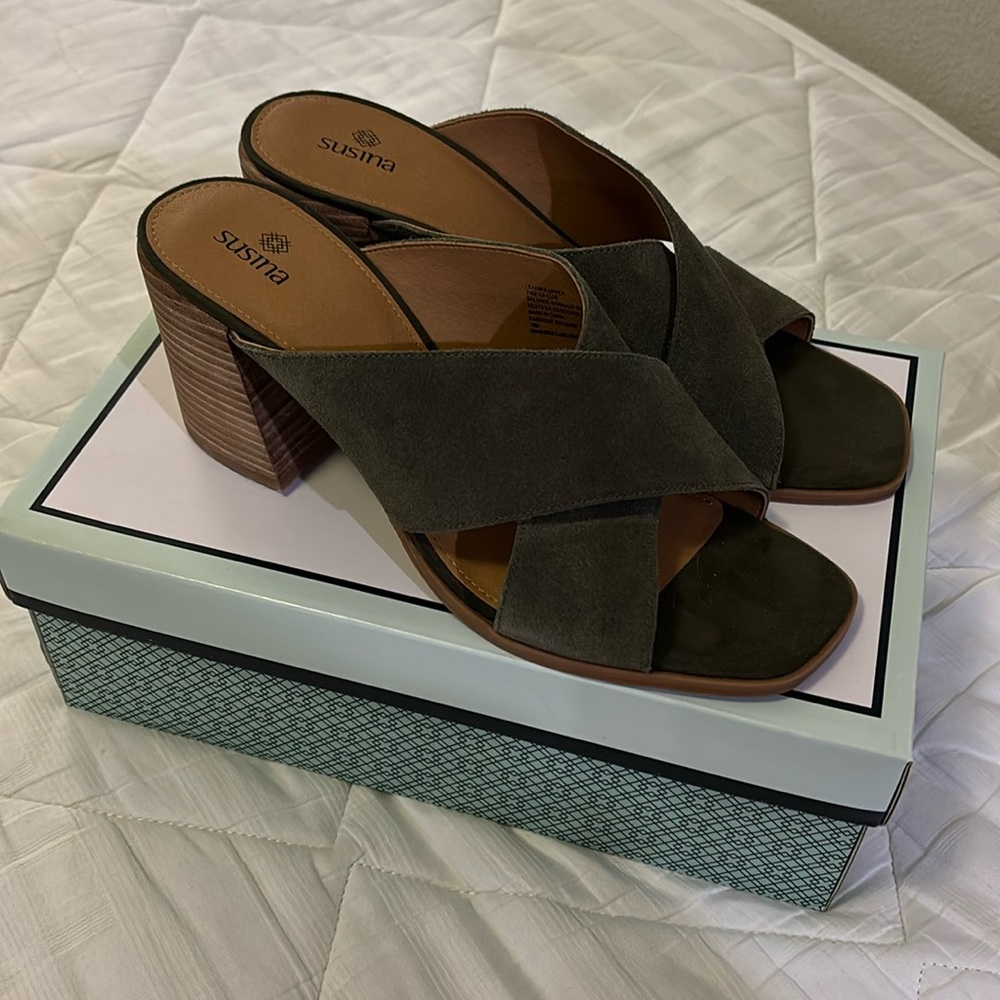 Susina Olive Suede Sandal